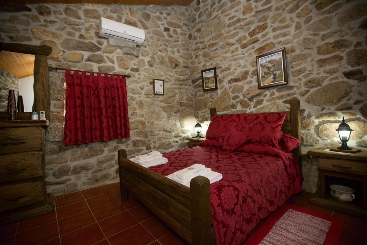 Gasthaus Aldeia Do Codecal Codecal  Exterior foto